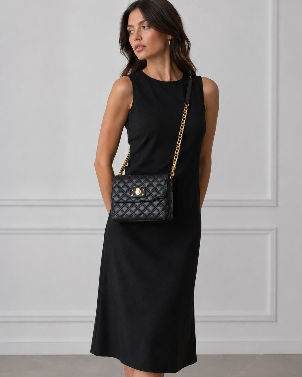 Marc Jacobs Quilted Black Leather Gold Chain Medium Shoulder Hand Bag Authentic